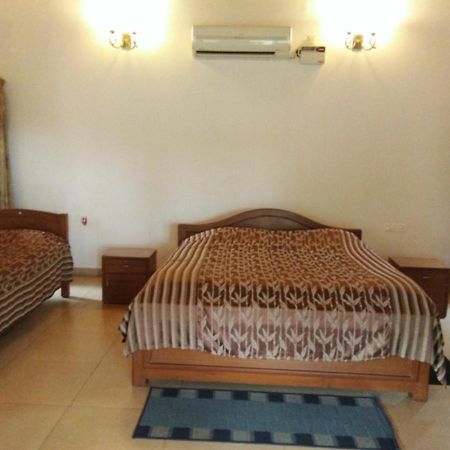 בלארי Hampi Heritage & Wilderness Resort-Jungle Lodges מראה חיצוני תמונה
